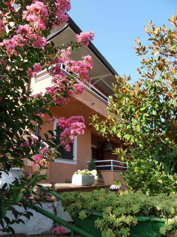 Apartmani Lina Umag Exterior foto